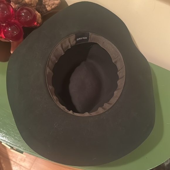 Olive & Pique green wool hat - Picture 6 of 7